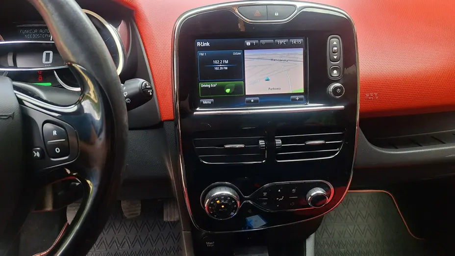 RENAULT Clio -