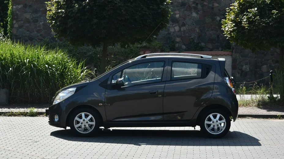 CHEVROLET Spark -