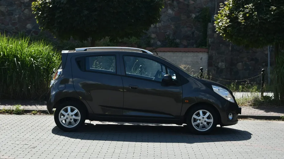 CHEVROLET Spark -