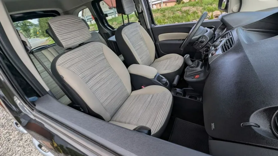RENAULT Kangoo -