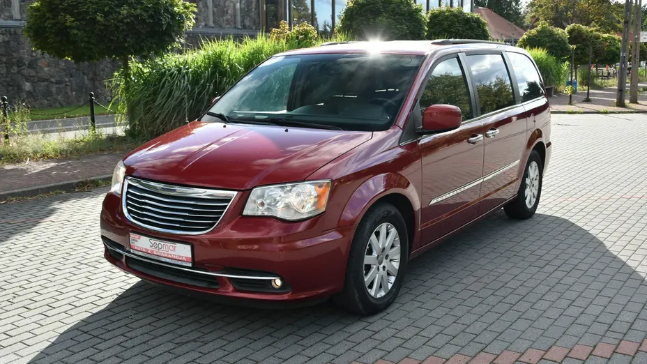 CHRYSLER Town & Country -