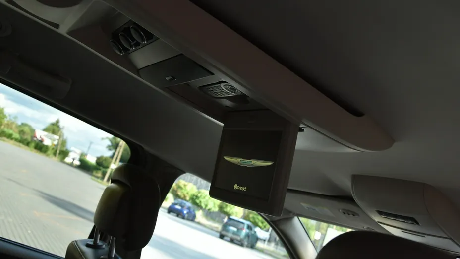 CHRYSLER Town & Country -