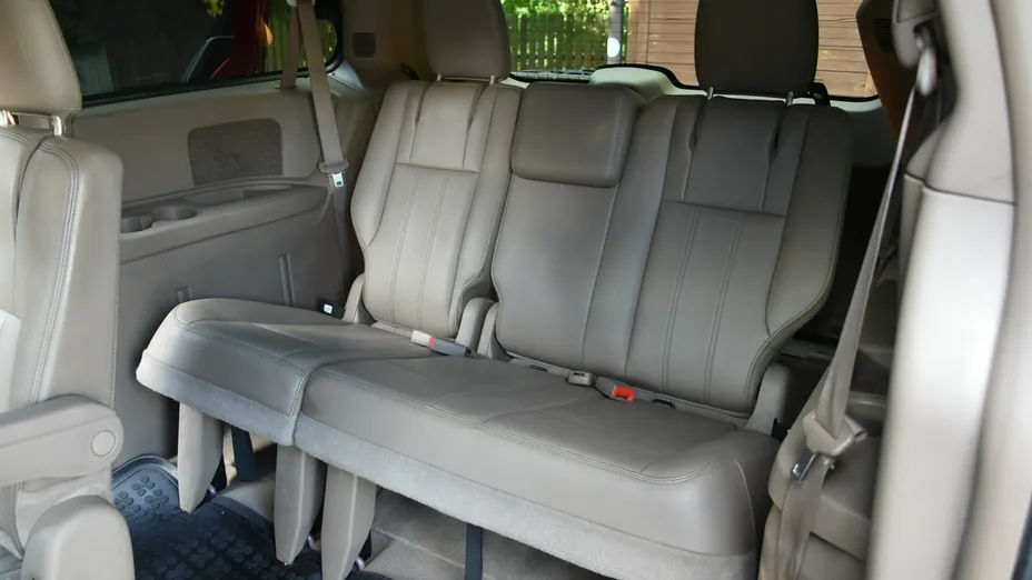 CHRYSLER Town & Country -