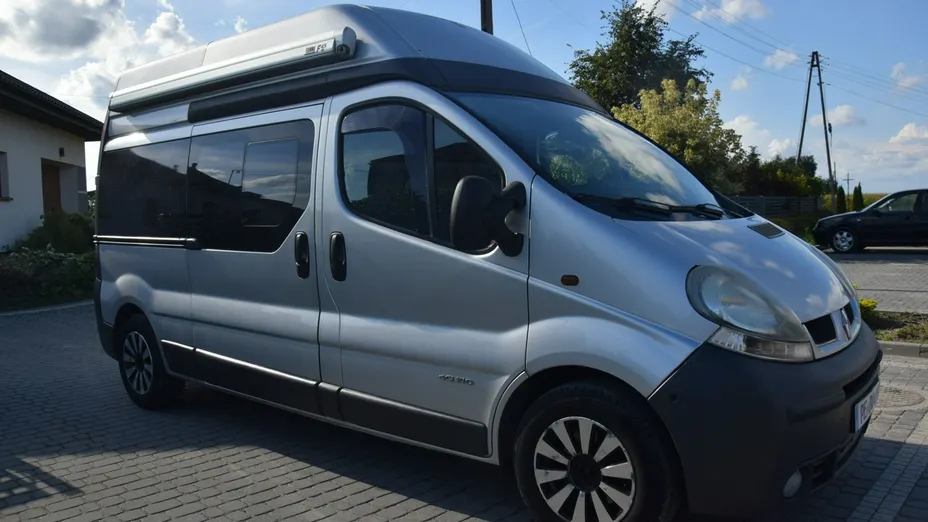 RENAULT Trafic -