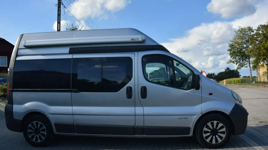 RENAULT Trafic -