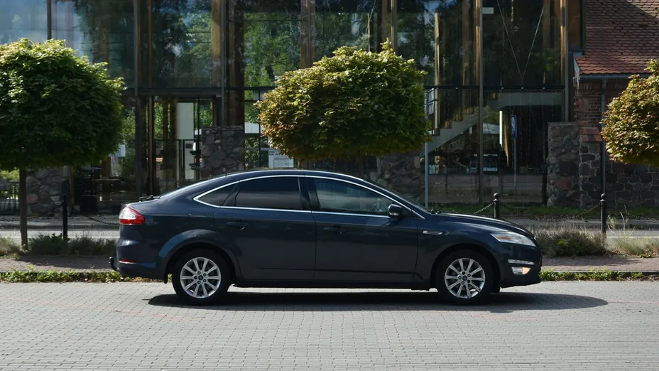 FORD Mondeo -