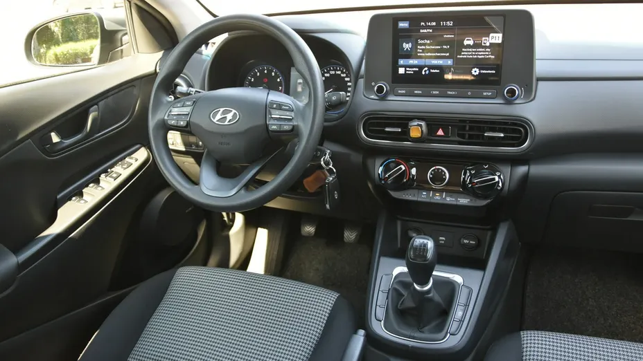HYUNDAI Kona -