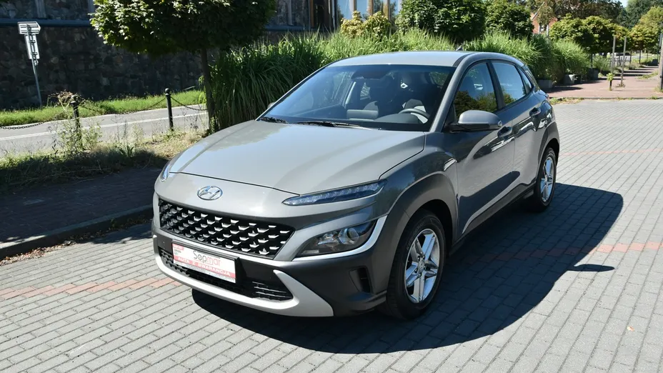 HYUNDAI Kona -