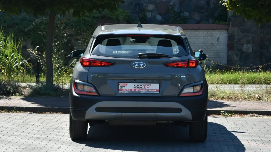 HYUNDAI Kona -