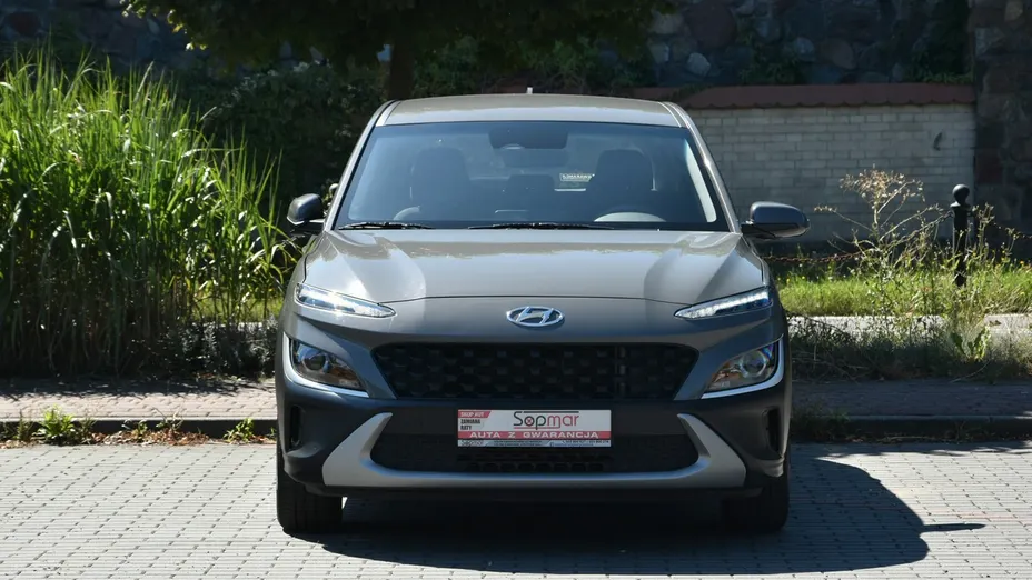 HYUNDAI Kona -