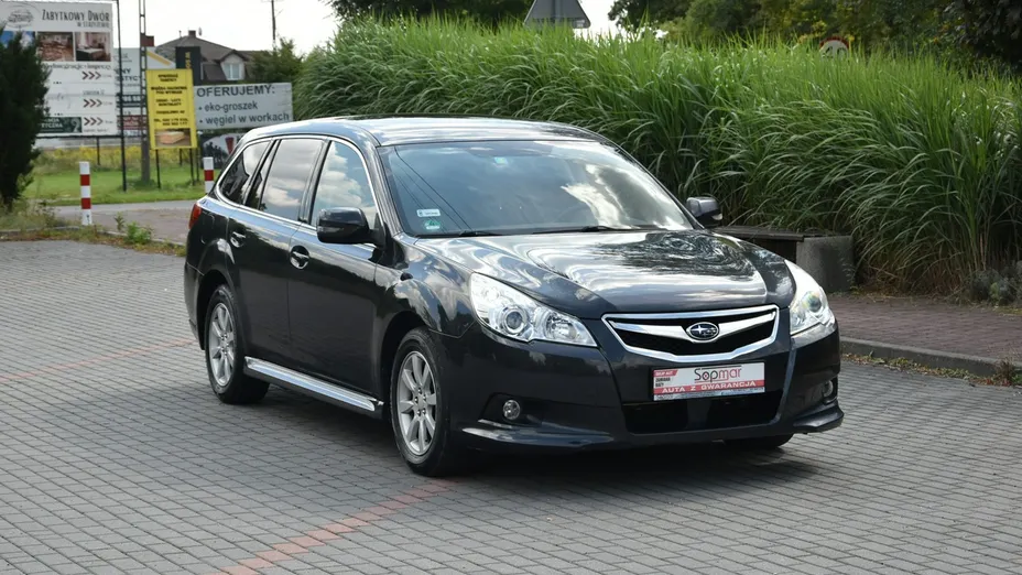 SUBARU Legacy -