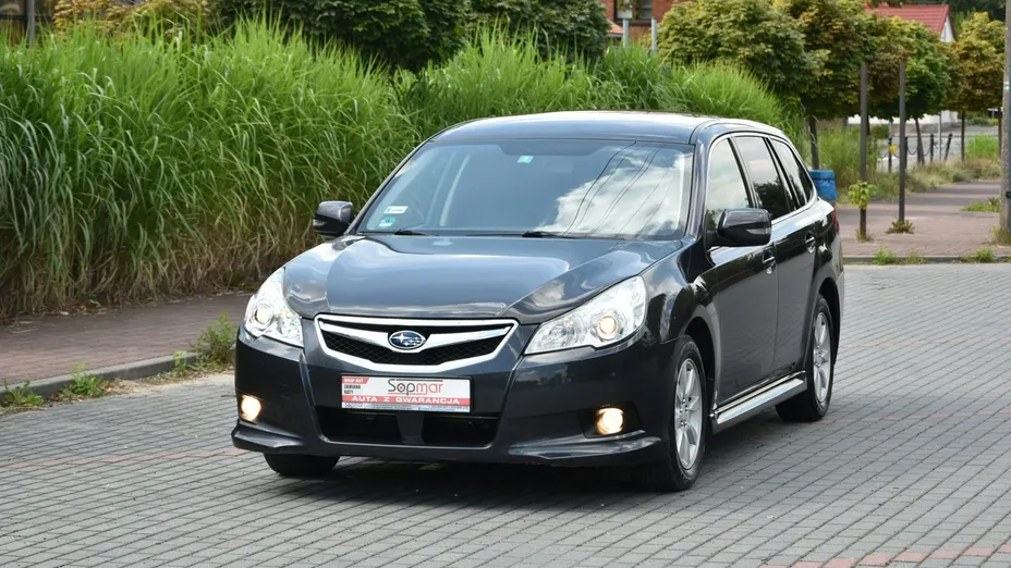 SUBARU Legacy -