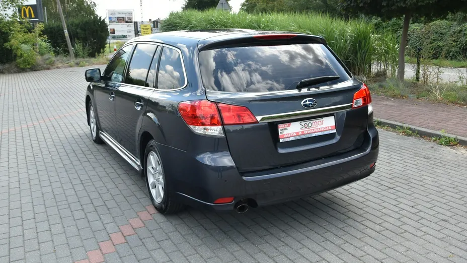 SUBARU Legacy -