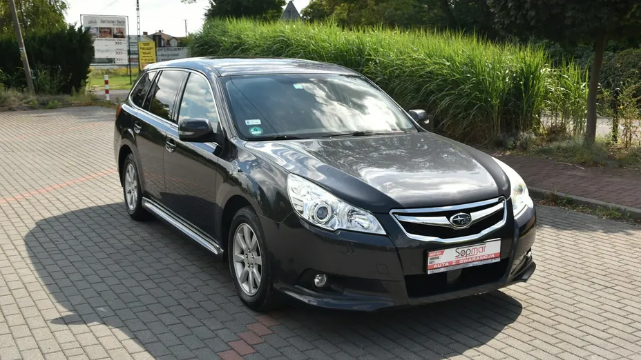 SUBARU Legacy -