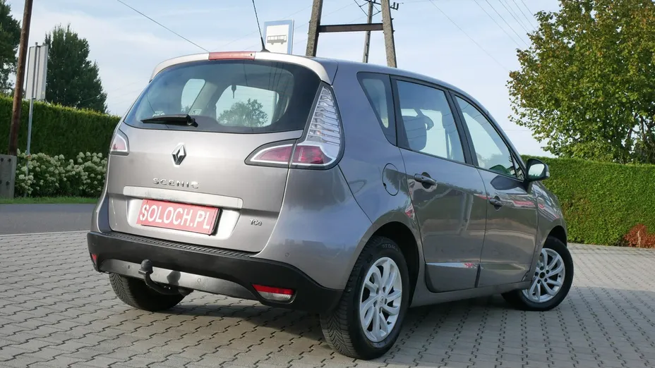 RENAULT Scenic -