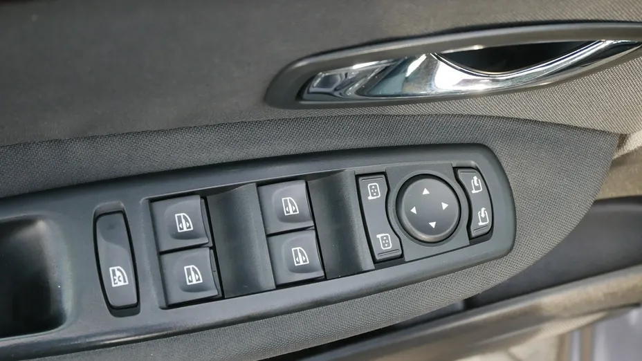 RENAULT Scenic -