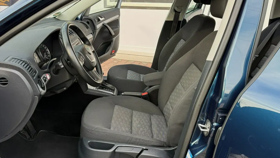 SKODA Octavia -