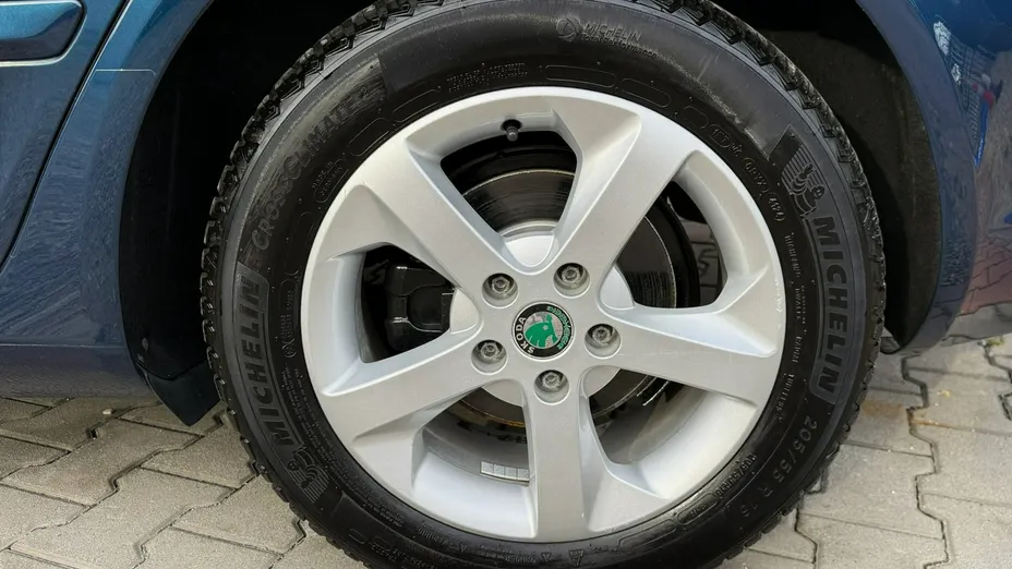 SKODA Octavia -
