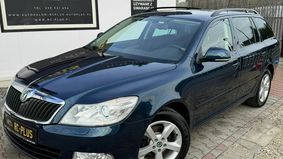 SKODA Octavia -