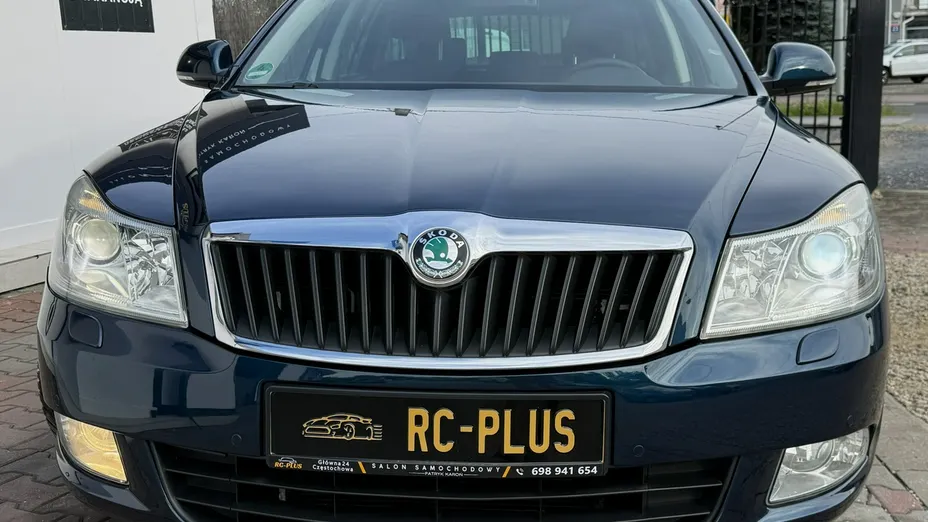 SKODA Octavia -