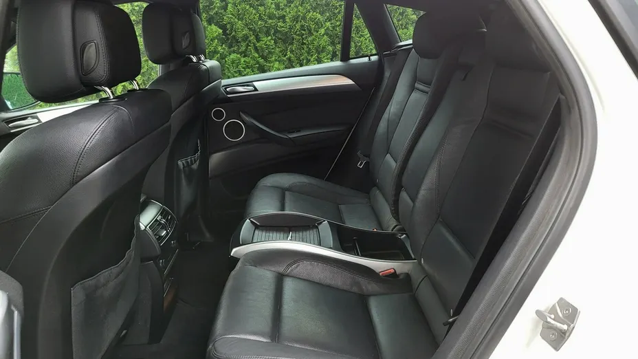 BMW X6 -