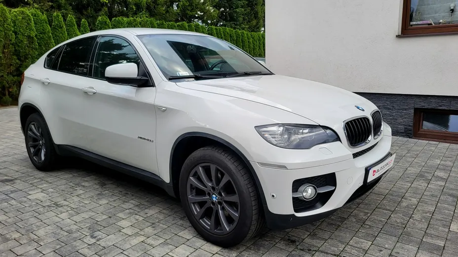 BMW X6 -