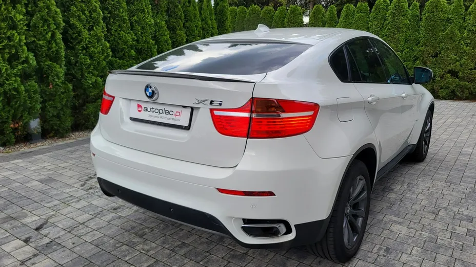 BMW X6 -