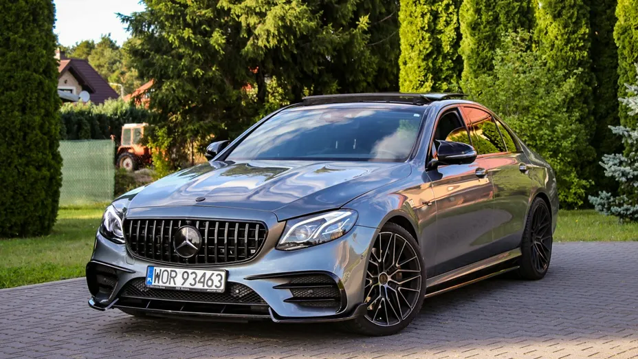 MERCEDES-BENZ E Klasa -
