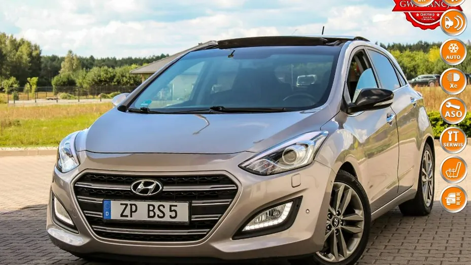 HYUNDAI i30 -