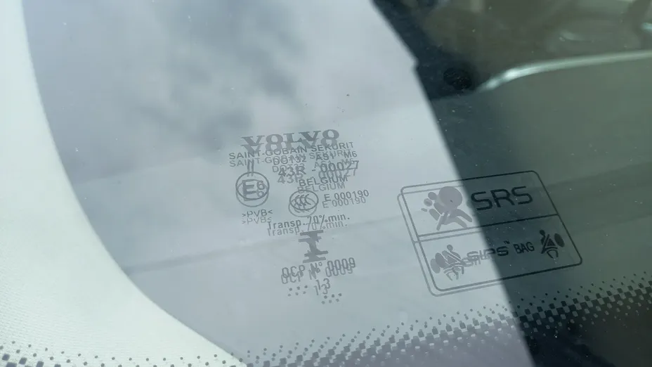 VOLVO XC60 -