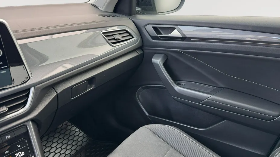 VOLKSWAGEN T-ROC -