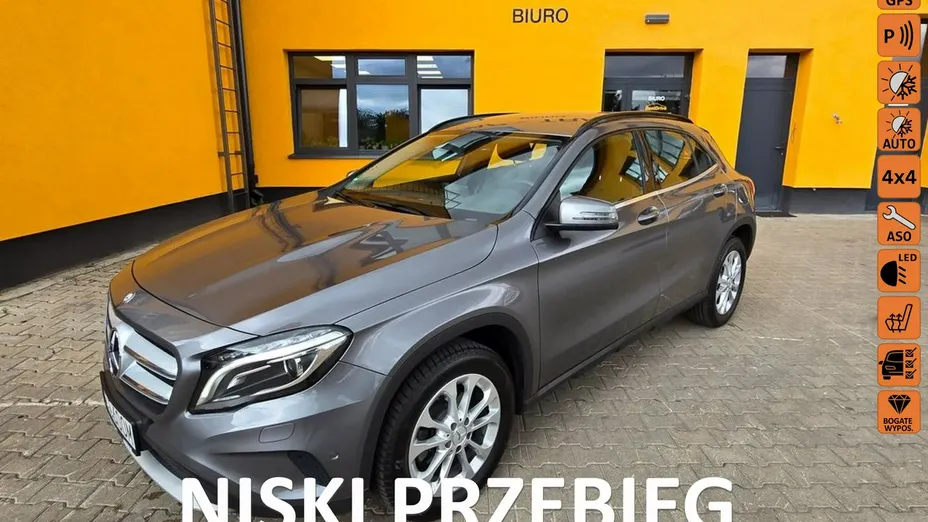 MERCEDES-BENZ GLA -