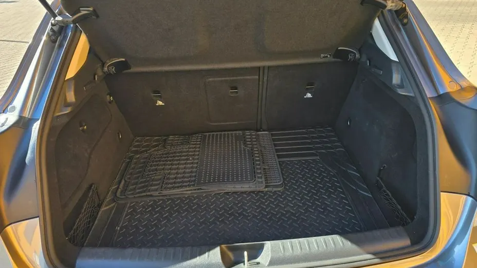 MERCEDES-BENZ GLA -