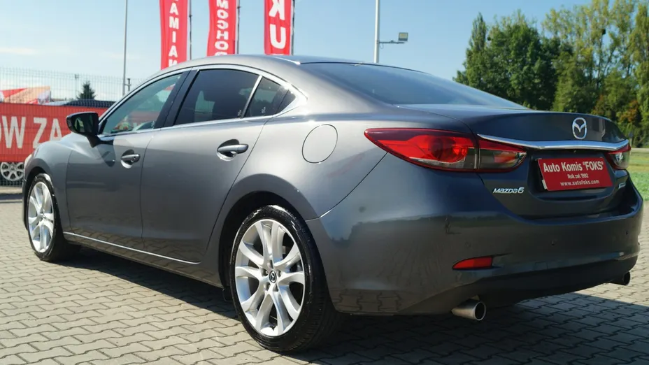 MAZDA 6 -