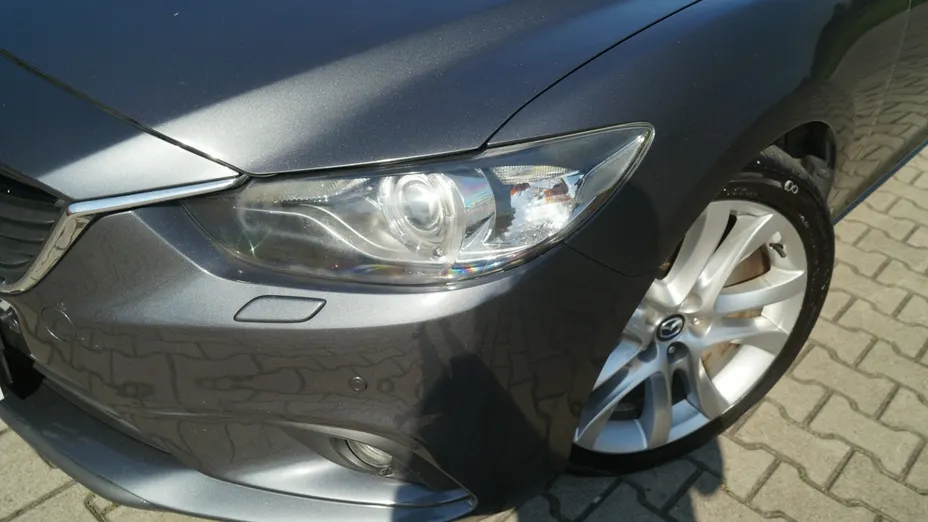 MAZDA 6 -