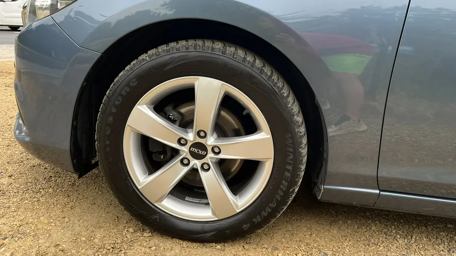 MAZDA 6 -