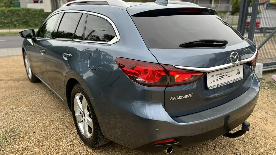 MAZDA 6 -