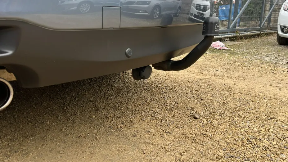 MAZDA 6 -