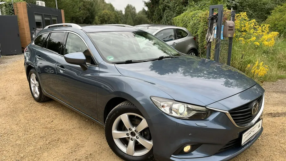 MAZDA 6 -