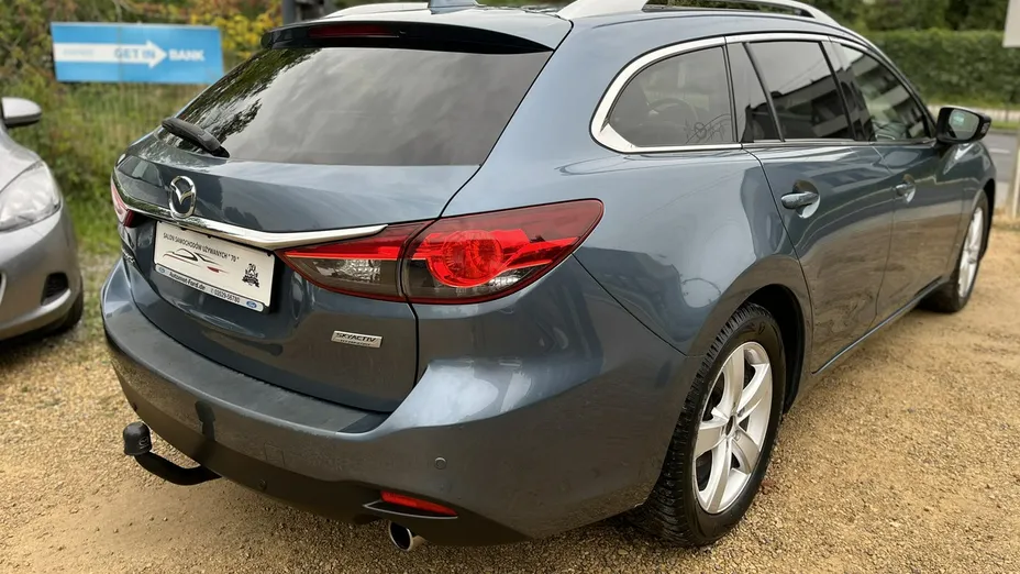 MAZDA 6 -