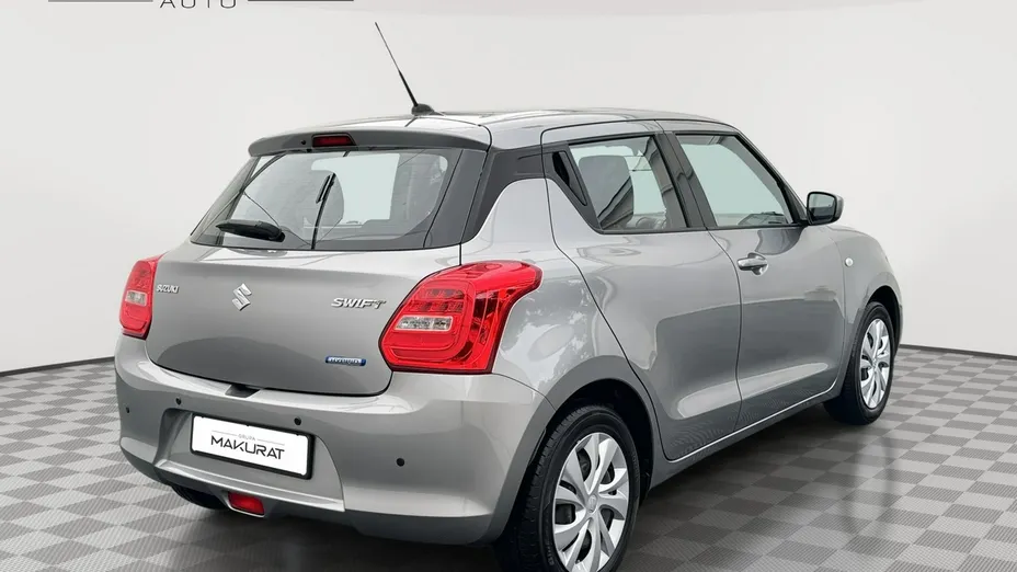 SUZUKI Swift -