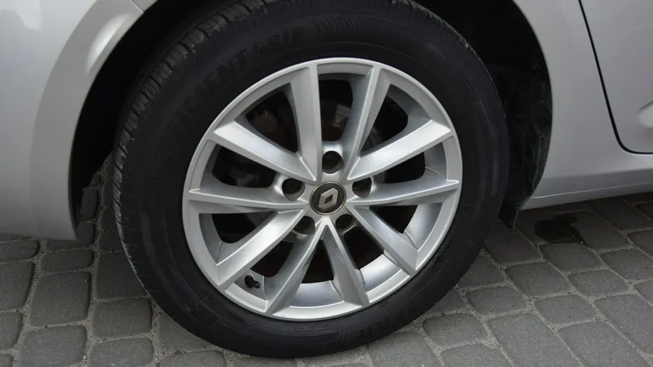 RENAULT Megane -