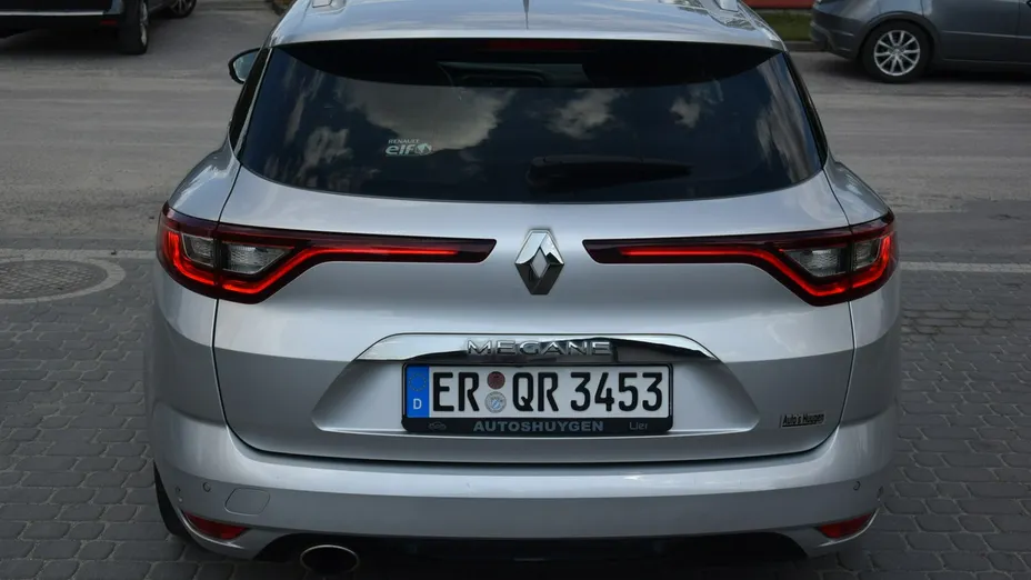 RENAULT Megane -