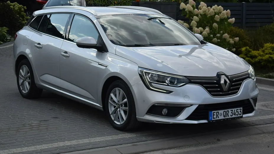 RENAULT Megane -