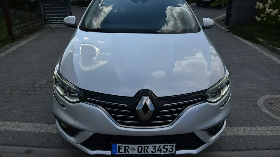 RENAULT Megane -