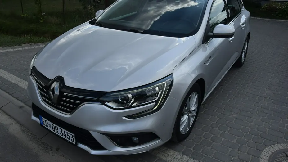 RENAULT Megane -