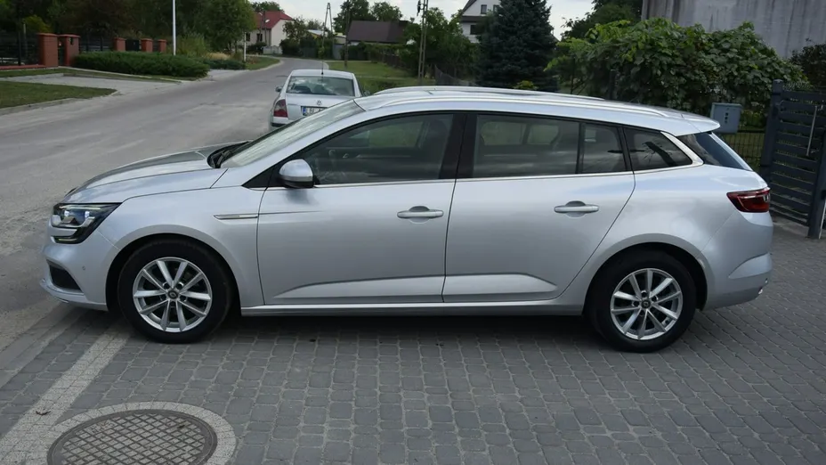 RENAULT Megane -