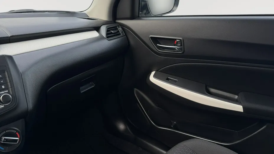 SUZUKI Swift -