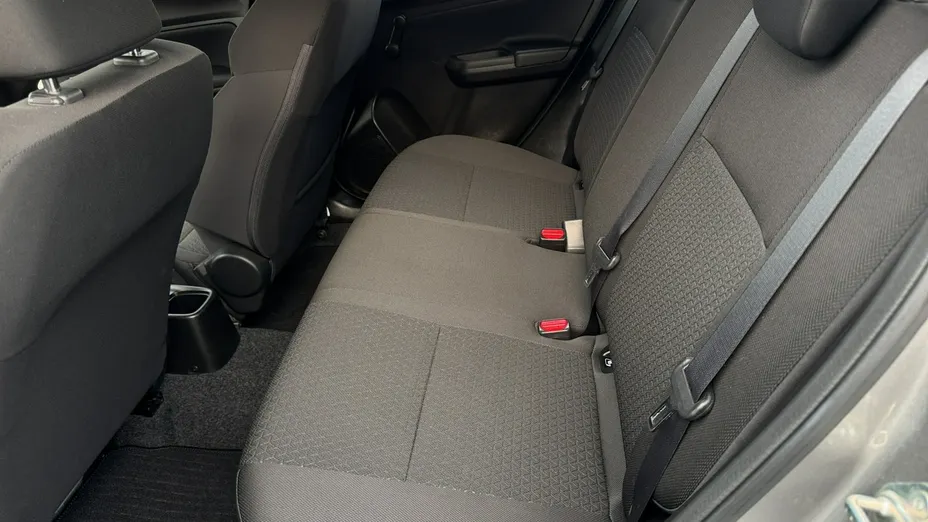 SUZUKI Swift -