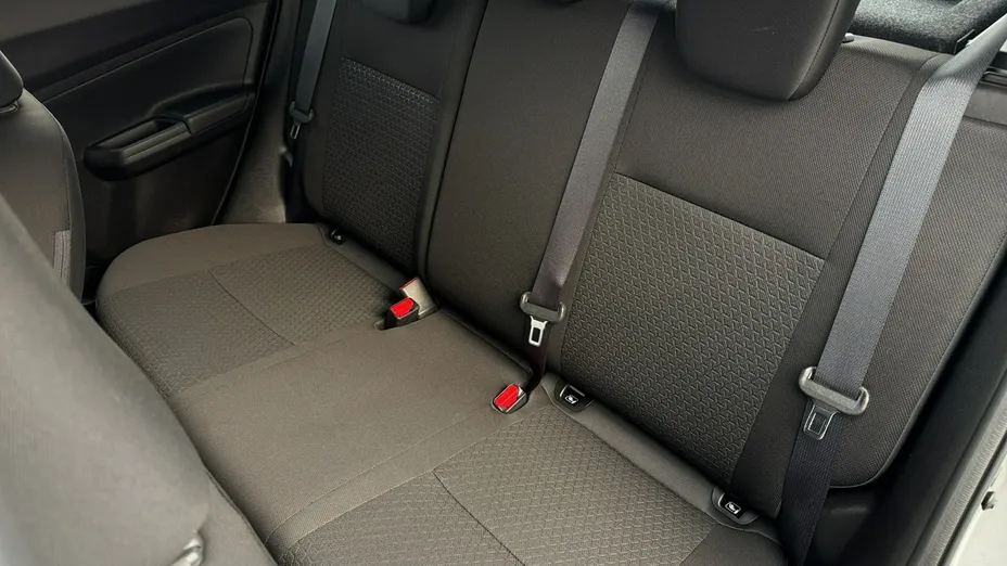 SUZUKI Swift -